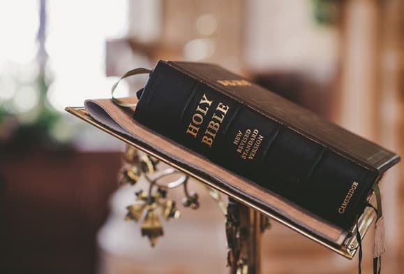 &nbsp;&nbsp;Religions of the World: Beliefs That Shape Humanity